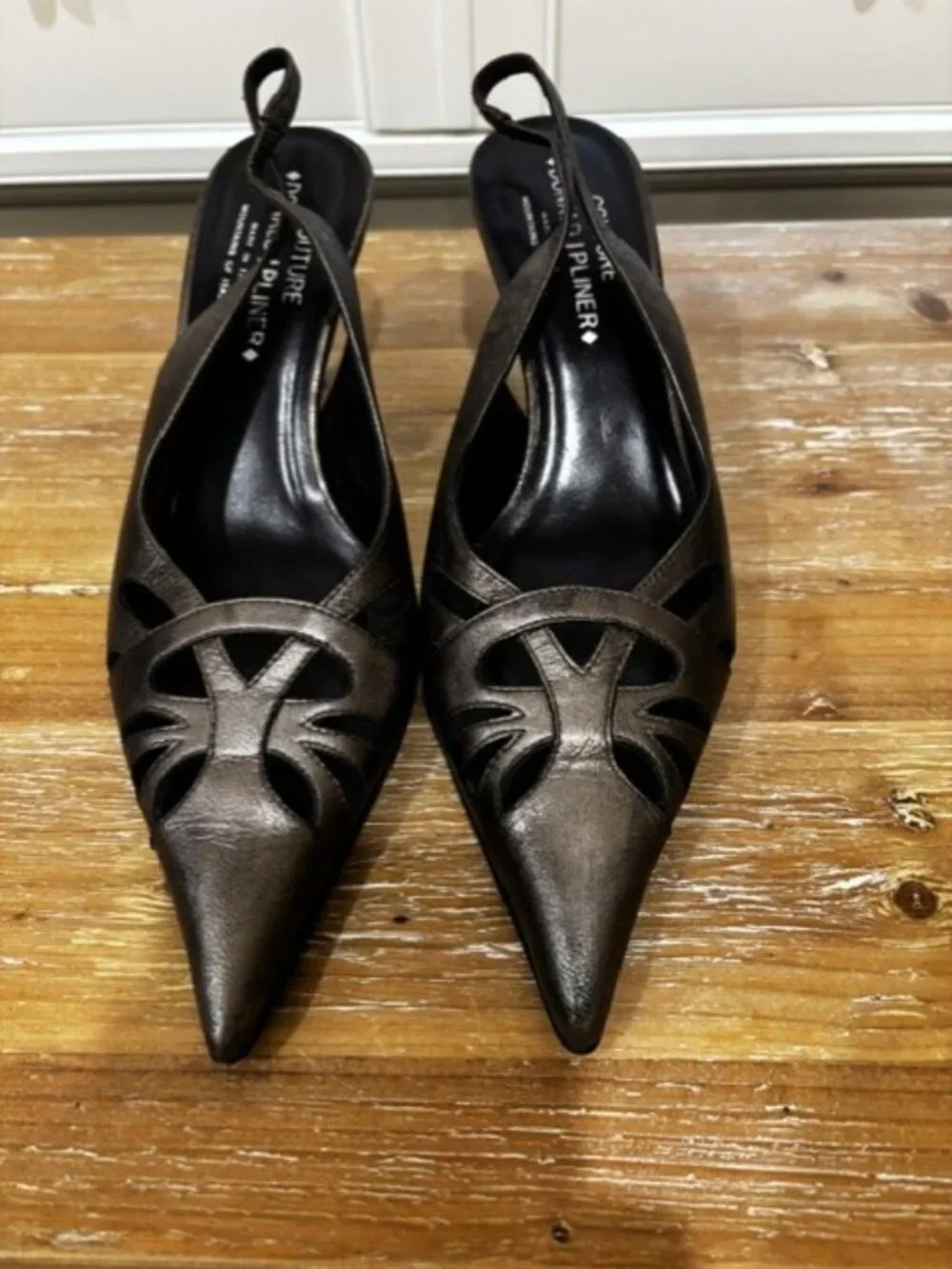 Donald J. Pliner Romy Metallic Leather Slingback Heels Size 9M Made Italy